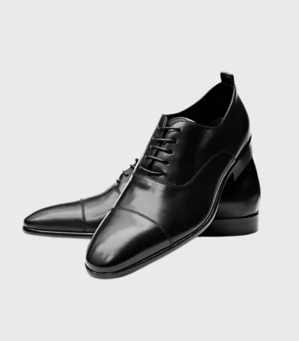 Chaussure de ville en noir très classe chez SENFRIPE.