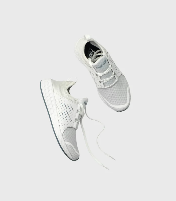 Chaussure blanc très jolie chez SENFRIPE.