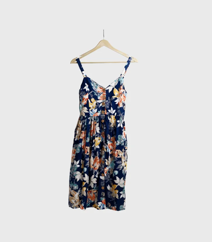 Robe de femme très cool pour l'été chez SENFRIPE.