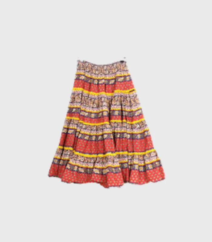 Robe très cool chez SNEFRIPE de second main.